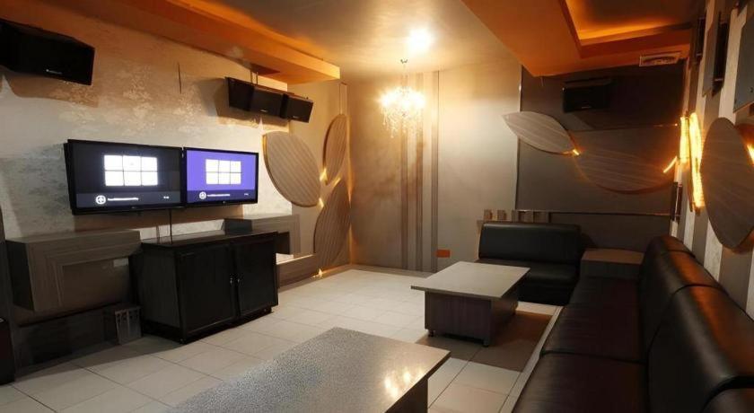 Hotel Banjarmasin International 外观 照片
