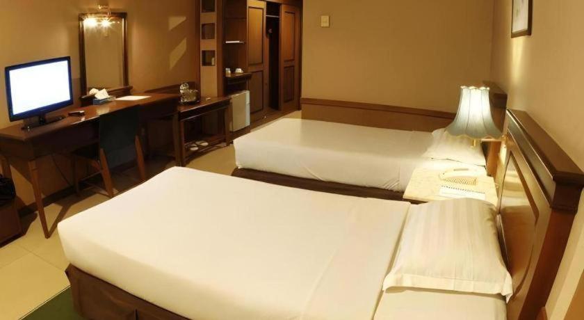 Hotel Banjarmasin International 外观 照片