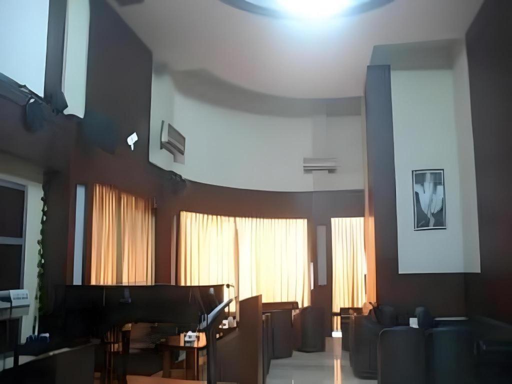 Hotel Banjarmasin International 外观 照片
